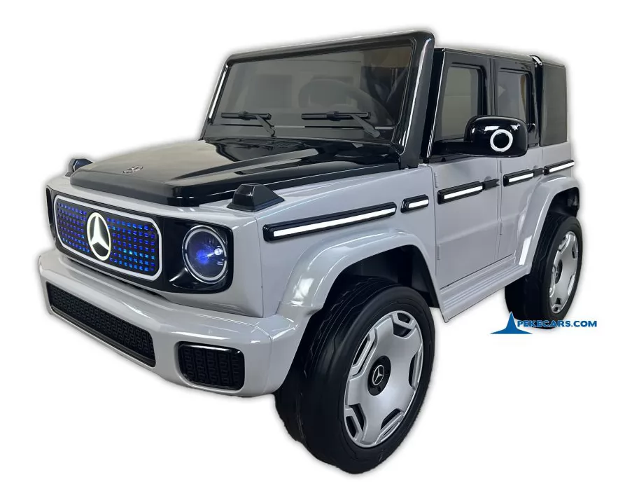 MERCEDES BENZ EQG GRIS METALIZADO