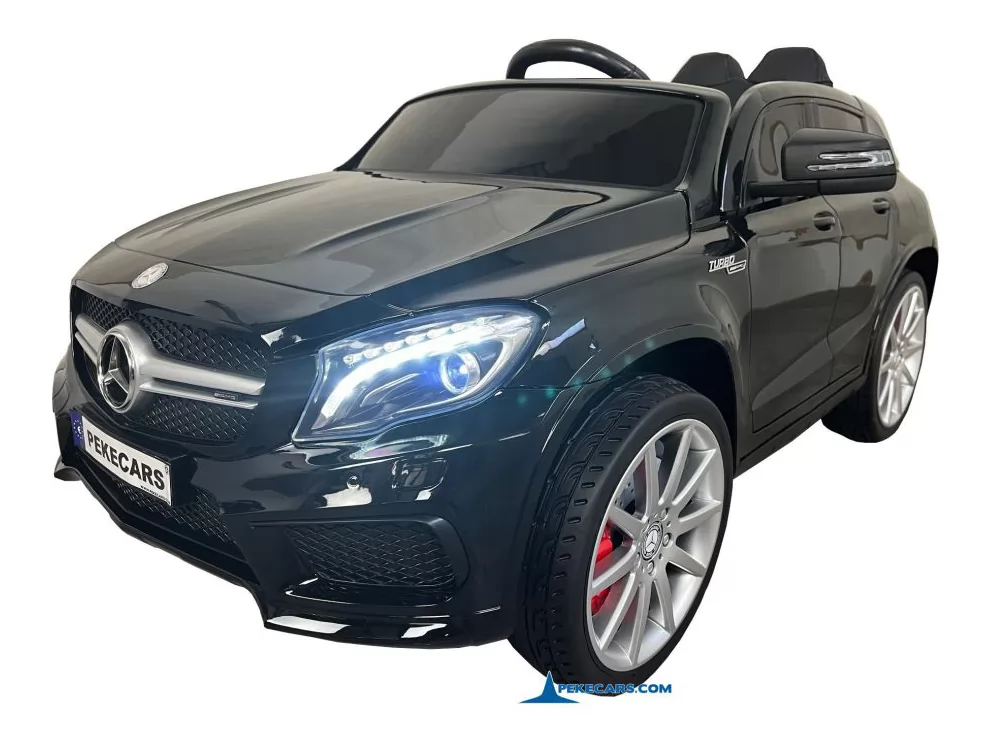 MERCEDES BENZ GLA45 NEGRO METALIZADO