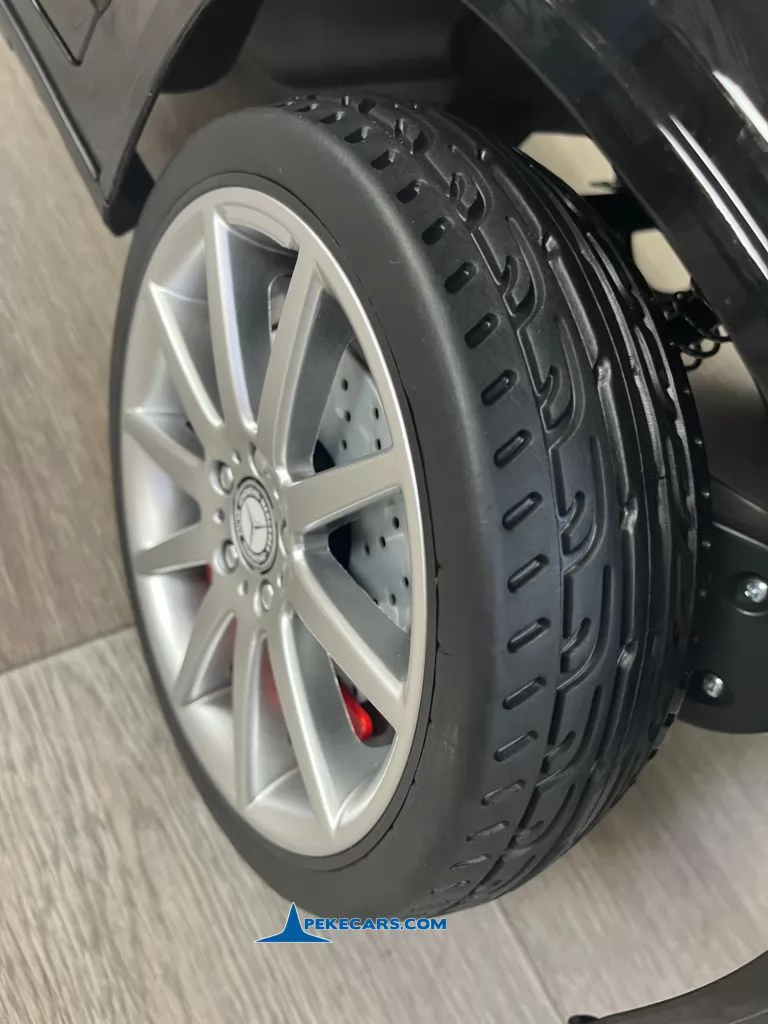 MERCEDES BENZ GLA45 NEGRO METALIZADO - Imagen 11
