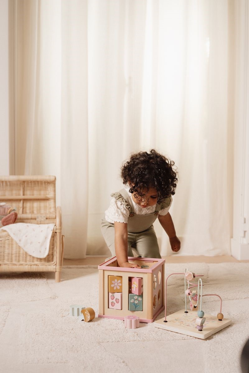 CUBO DE ACTIVIDADES FAIRY GARDEN LITTLE DUTCH - Imagen 3