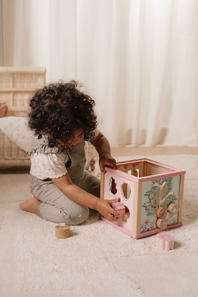 CUBO DE ACTIVIDADES FAIRY GARDEN LITTLE DUTCH - Imagen 8