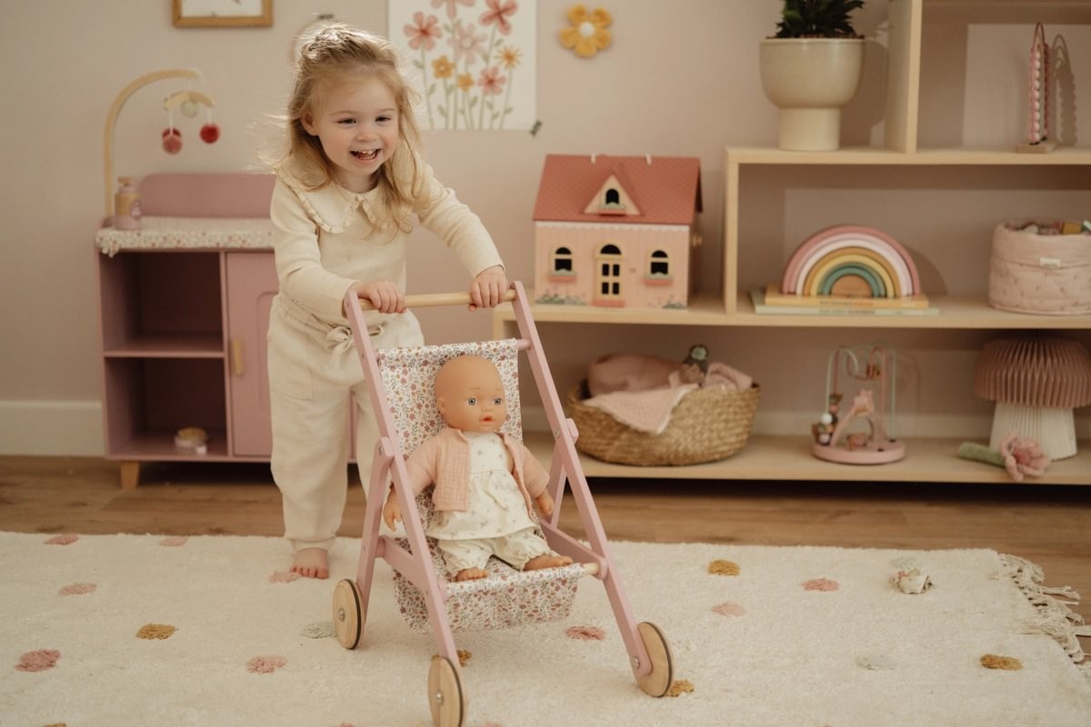 SILLA/CARRITO DE MADERA ROSA PARA MUÑECAS - Imagen 4