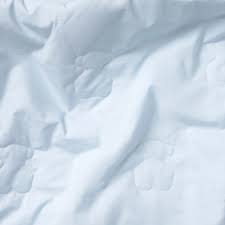 COLCHA PARA CUNA OSOS BORDADOS CELESTE - Imagen 3