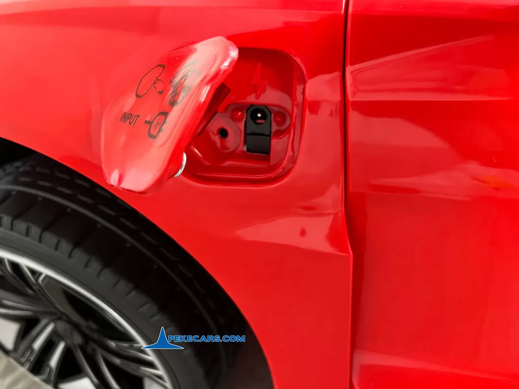 AUDI RS E-TRON GT ROJO - Imagen 3