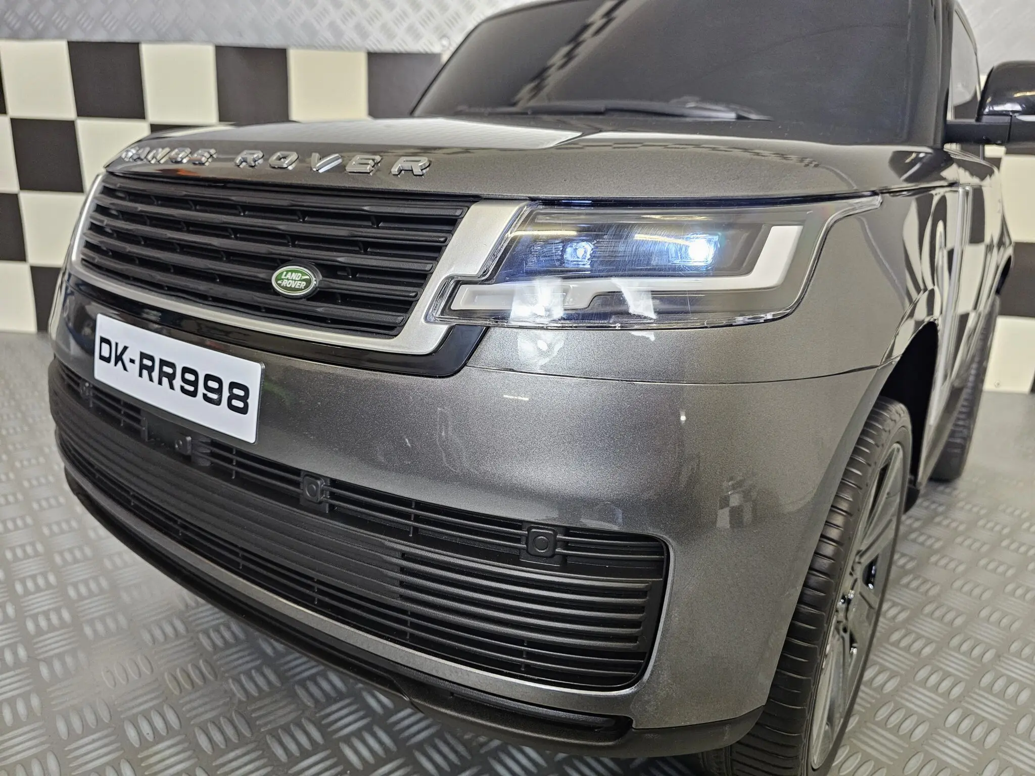 RANGE ROVER VOGUE 24V METALLIC GREY - Imagen 10