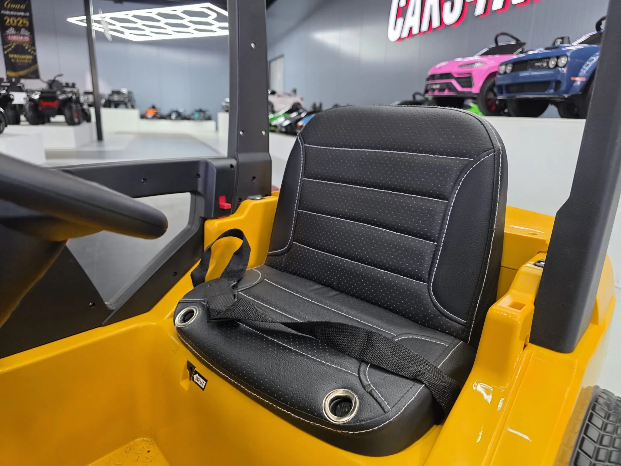 CARRETILLA ELEVADORA / FORKLIFT YELLOW - Imagen 7