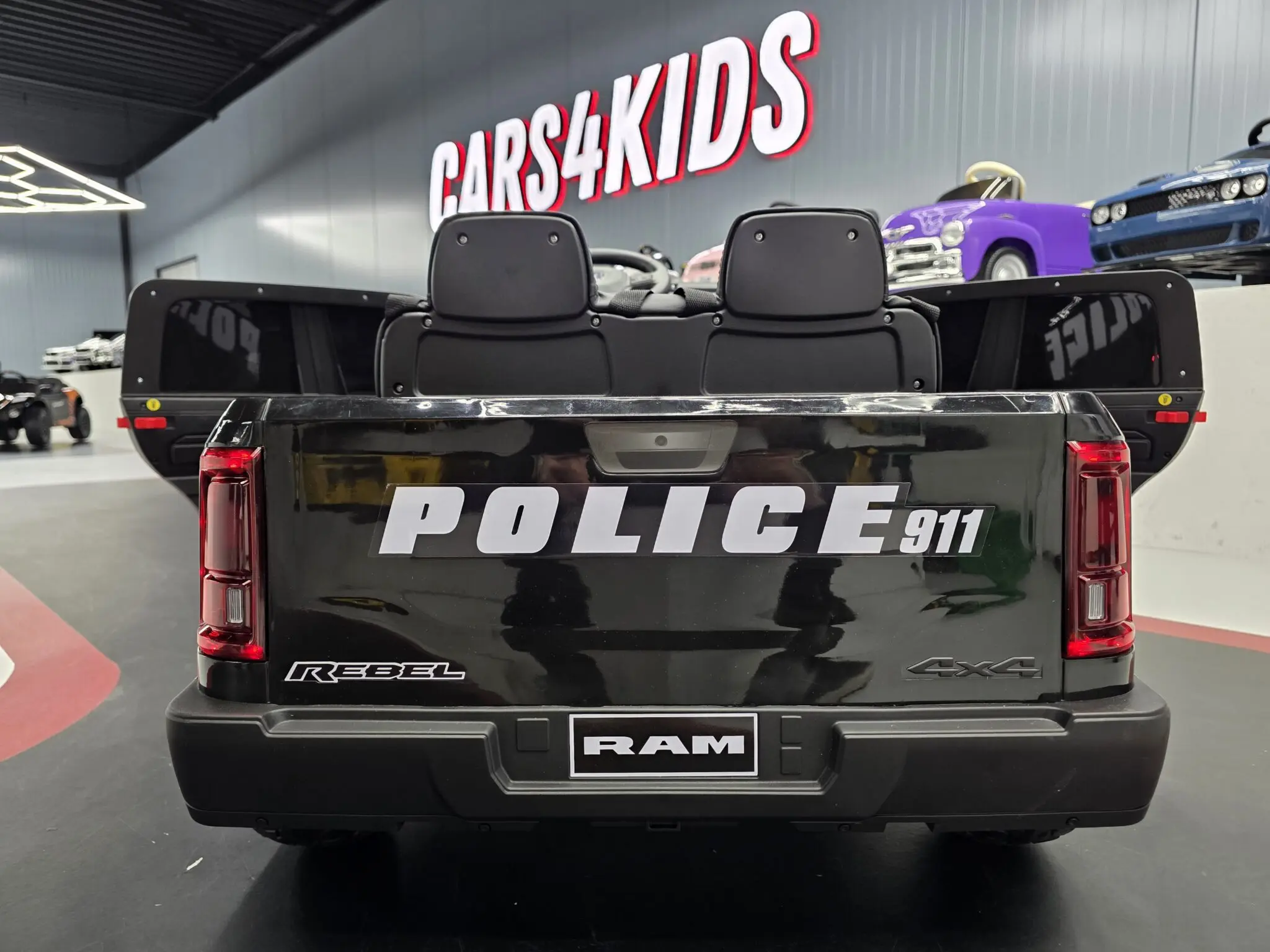 DODGE RAM POLICE BLACK - Imagen 5