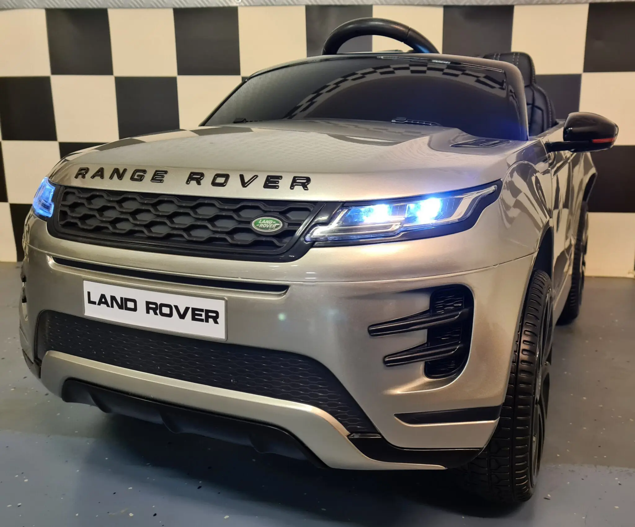RANGE ROVER EVOQUE METALLIC GREY - Imagen 3