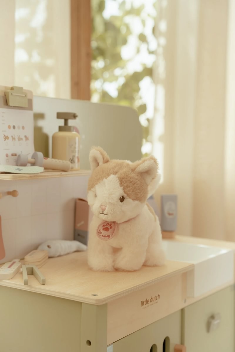 GATITO PELUCHE MARLEY CON BOLSA LITTLE DUTCH - Imagen 5